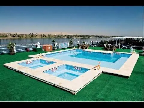 فندق Nile Cruises From Luxor To Aswan بوتيل