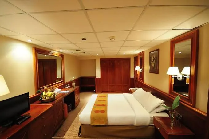 بوتيل فندق Nile Cruises From Luxor To Aswan