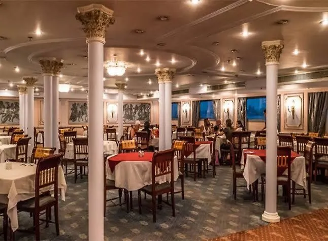 فندق Nile Cruises From Luxor To Aswan